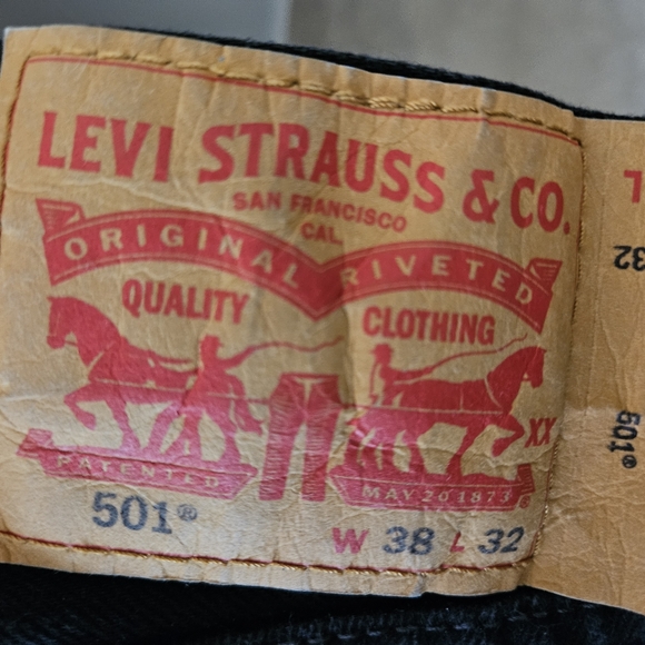 Levi's Men's Relaxed Jeans - Classic Black - Picture 1 of 3